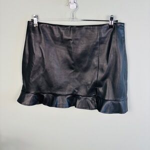 Versona Ruffle Hem Vegan Leather Mini Skirt Size 18